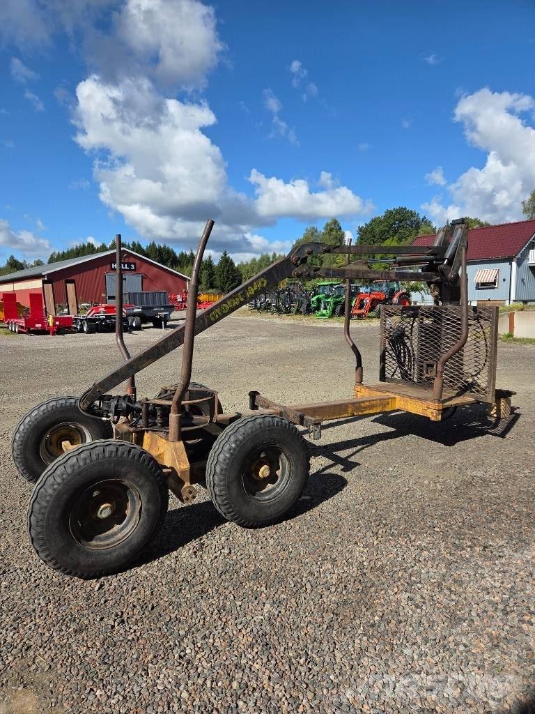Mowi 1840 Forest trailers