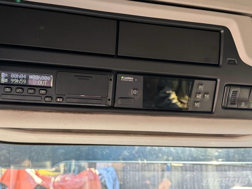 Scania R 520 Reefer Trucks