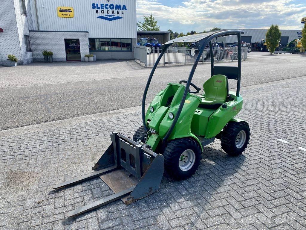 Avant 218 Wheel Loaders