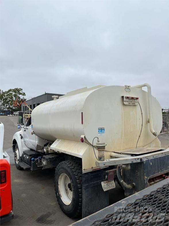 Ford F750 Tank Trucks