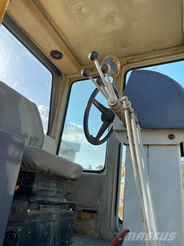 CAT 140 H Motor Graders