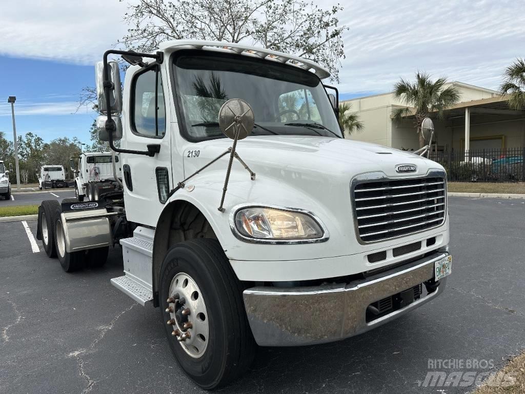 Freightliner M2 Conventional Trucks / Tractor Trucks
