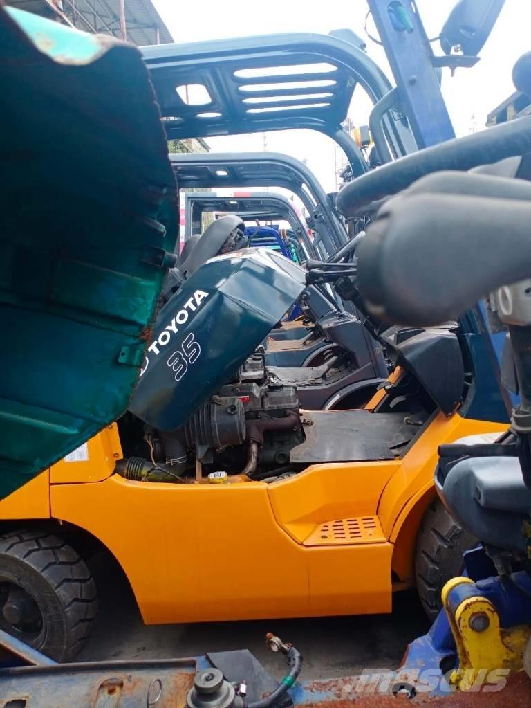 Toyota FD 35 Diesel Forklifts
