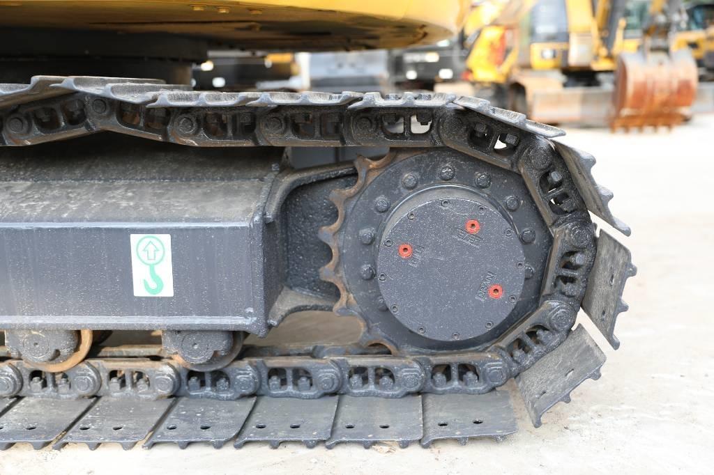 Komatsu PC 78 US-6 Mini excavators  7t - 12t