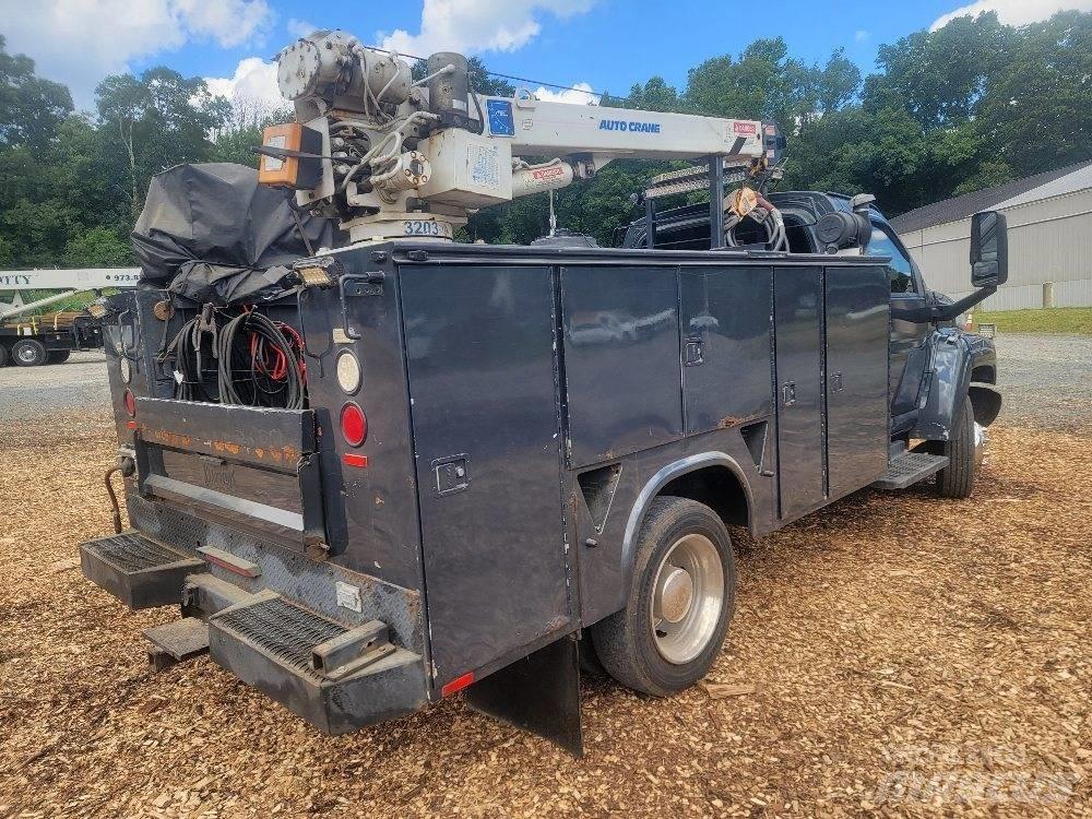GMC 4500 Work Trucks / Municipal