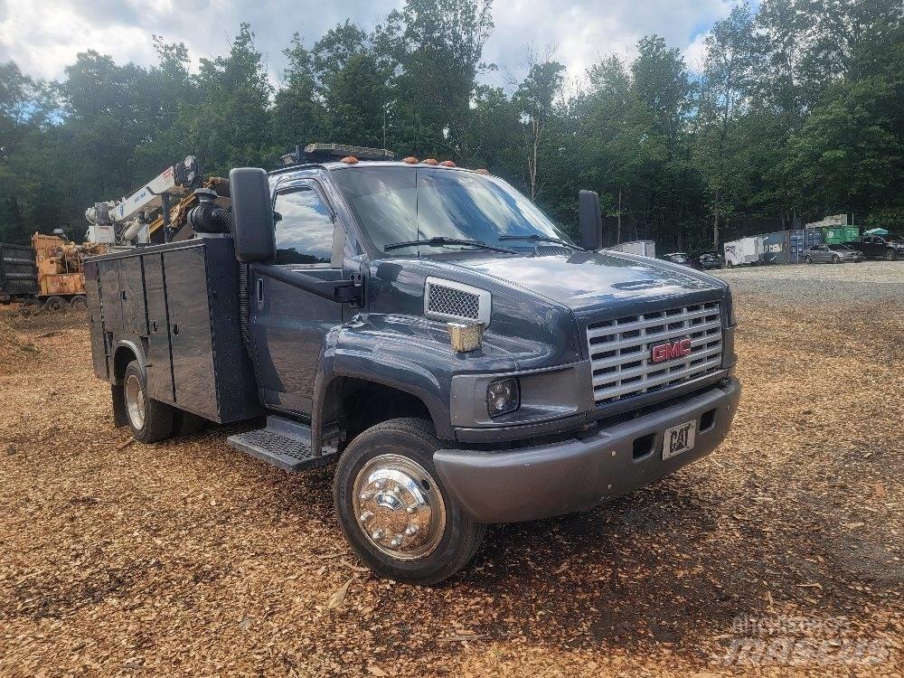 GMC 4500 Work Trucks / Municipal