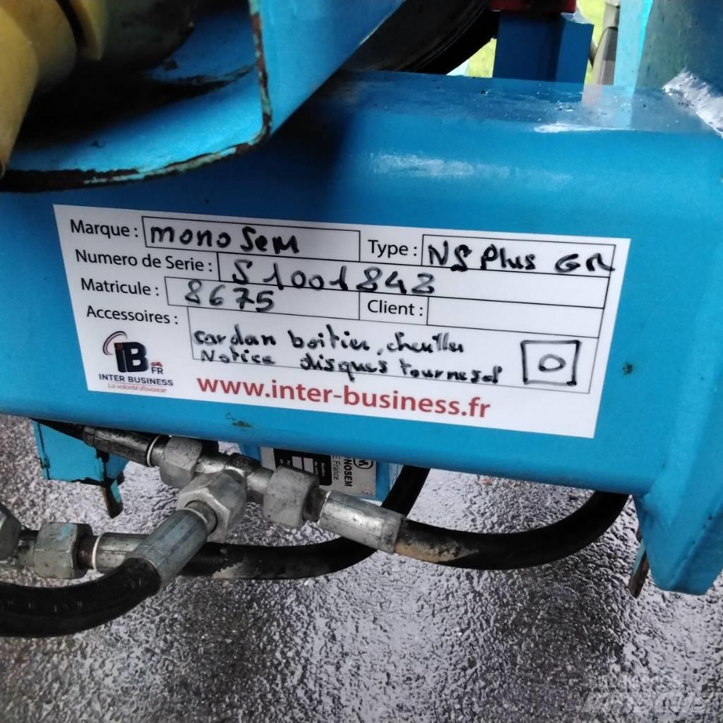 Monosem NG PLUS 4 Farm Drills