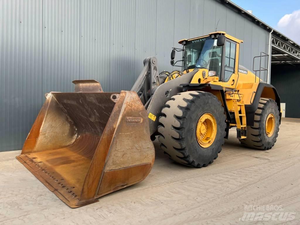 Volvo L220H Wheel Loaders