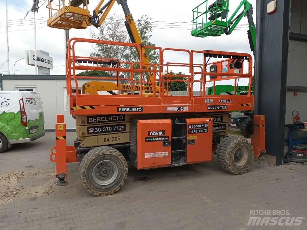 JLG 330 LRT Scissor Lifts