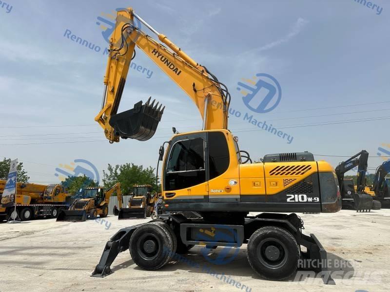 Hyundai R210W-9 Wheeled Excavators