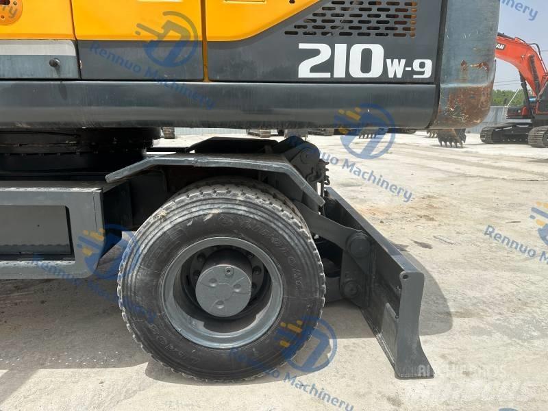 Hyundai R210W-9 Wheeled Excavators