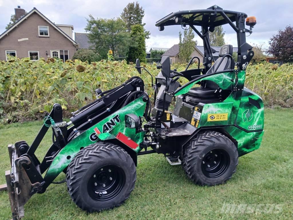 GiANT G 2200 E X-tra Wheel Loaders