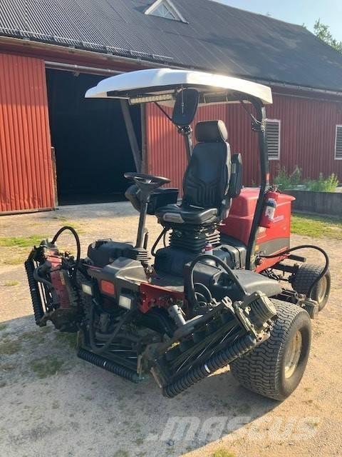 Toro 5010H Fairway mowers