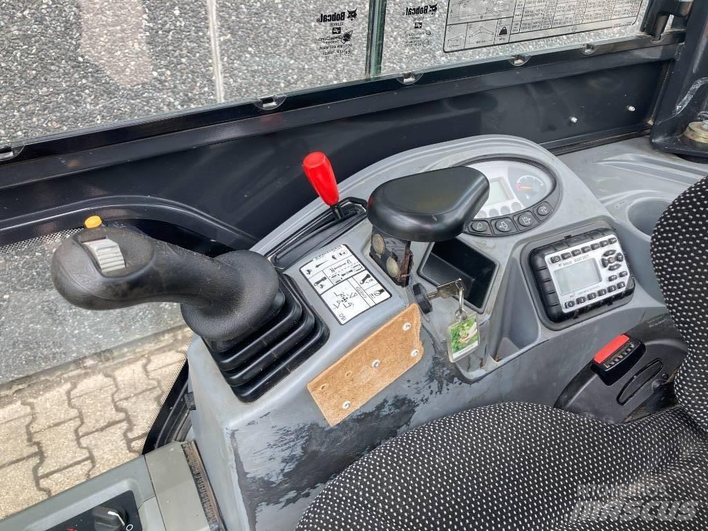 Bobcat E19 Mini Excavators <7t (Mini Diggers)