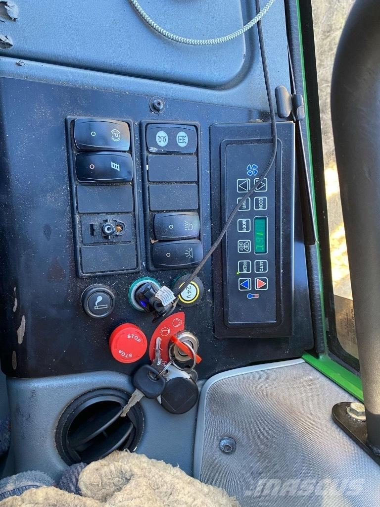 John Deere 1010 E Forwarders