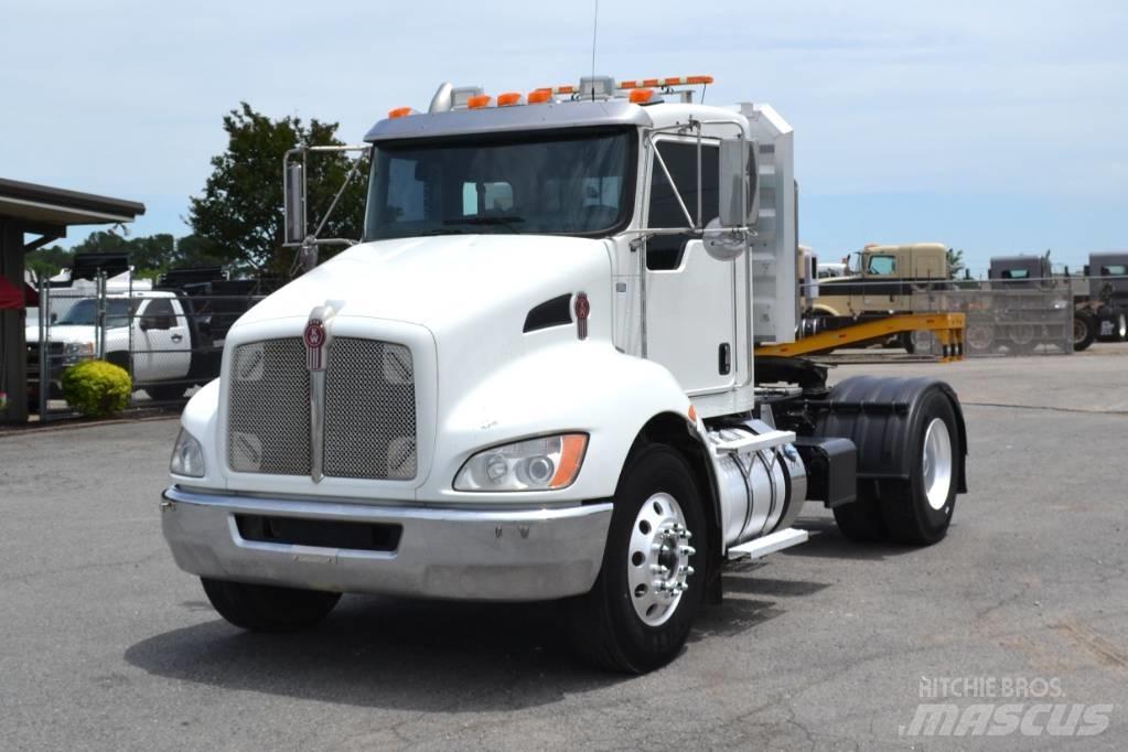 Kenworth T 370 Conventional Trucks / Tractor Trucks