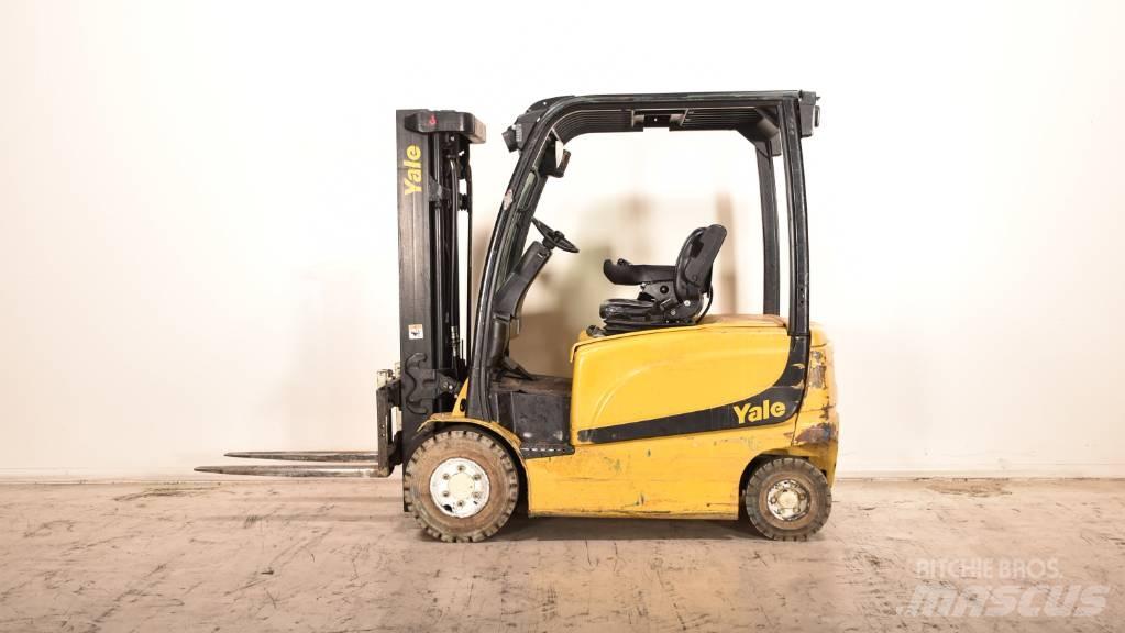 Yale ERP25VL Electric Forklifts