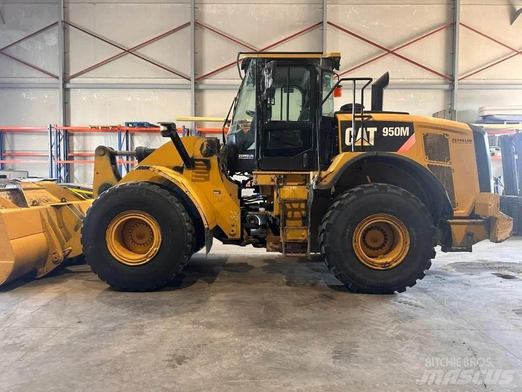 CAT 950M Wheel Loaders