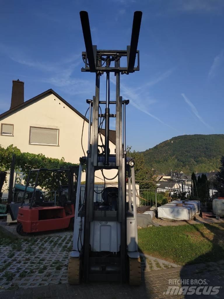 Still RX 20-20 Electric Forklifts