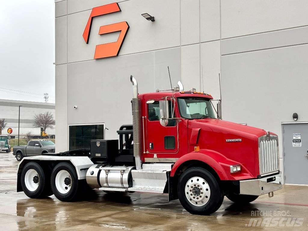 Kenworth T 800 Tow Trucks / Wreckers