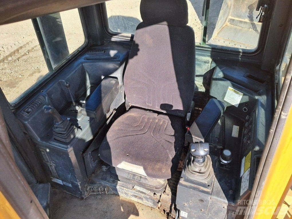Dressta TD14 M Crawler dozers