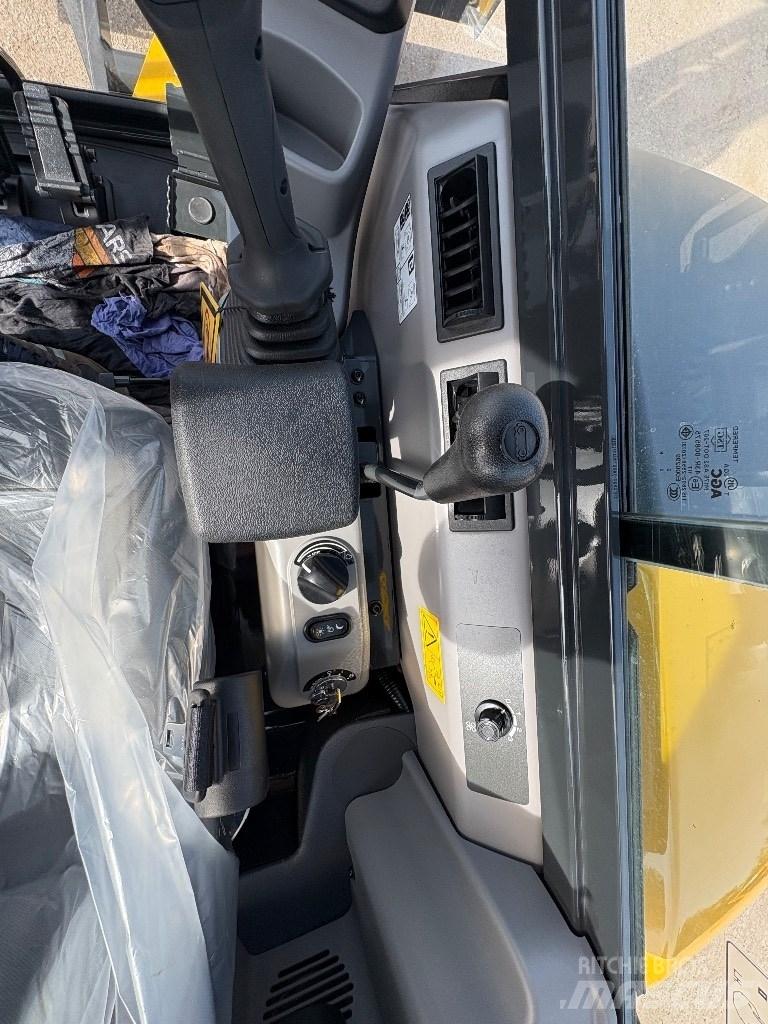 Komatsu PC 55 MR-5 Mini Excavators <7t (Mini Diggers)