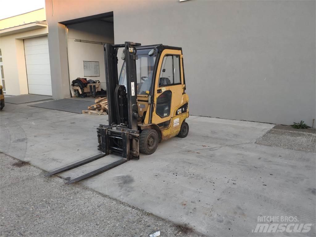CAT GP15N LPG trucks