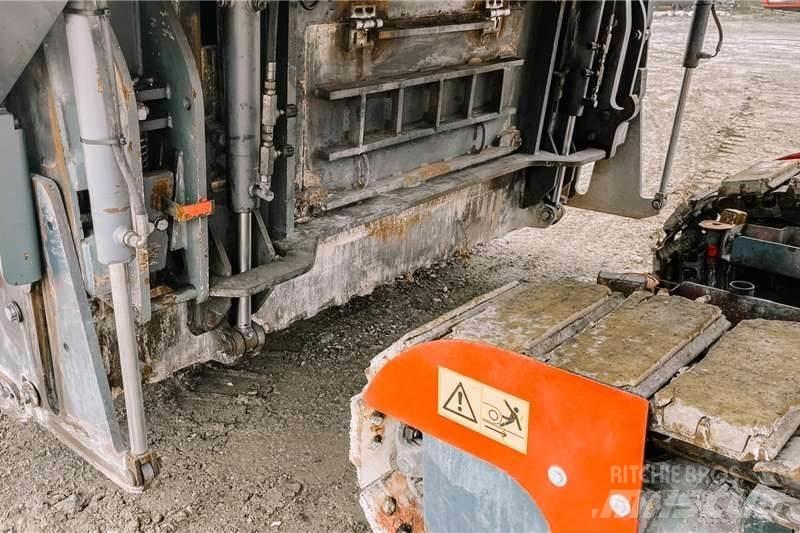 Wirtgen W220 Other Trucks