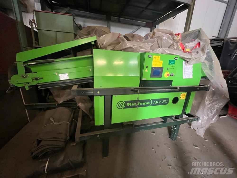Dewulf AKV 20 Farm Equipment - Others