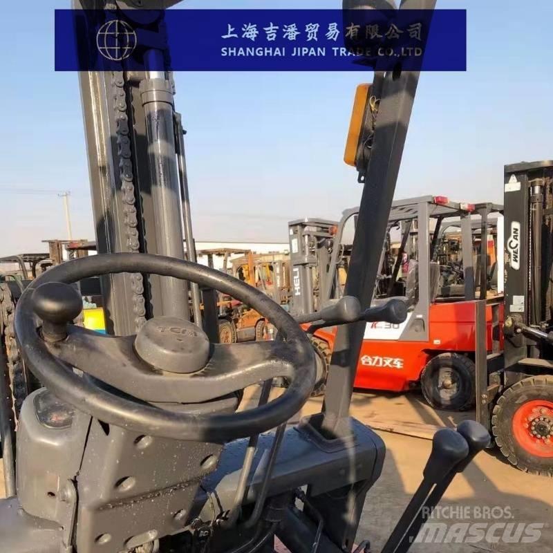TCM FD 30 Diesel Forklifts