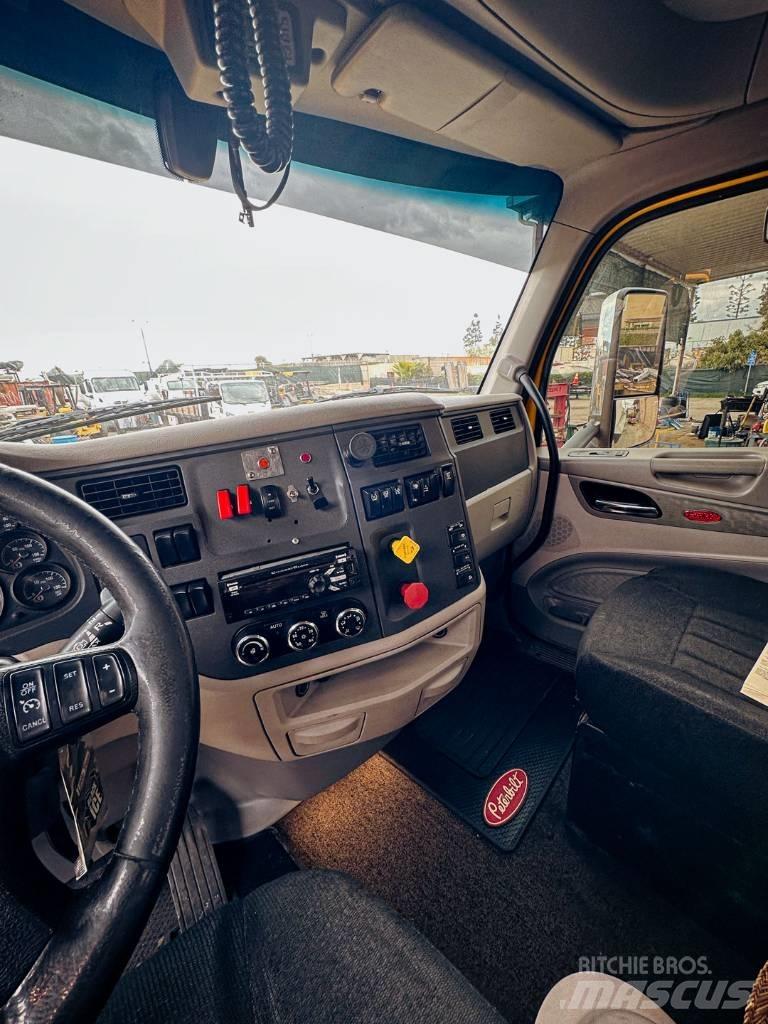 Peterbilt 579 Dump Trucks