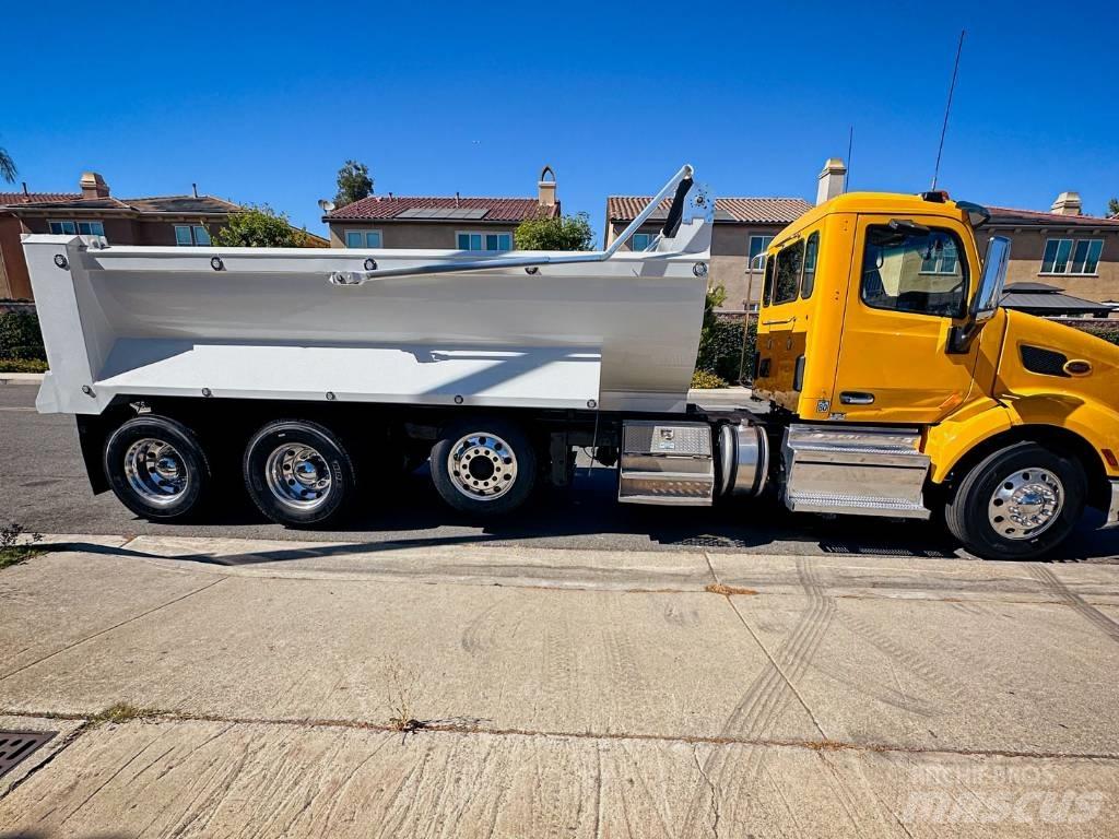 Peterbilt 579 Dump Trucks