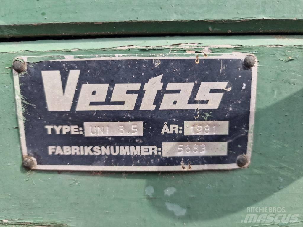 Vestas Uni 3.5 Manure spreaders