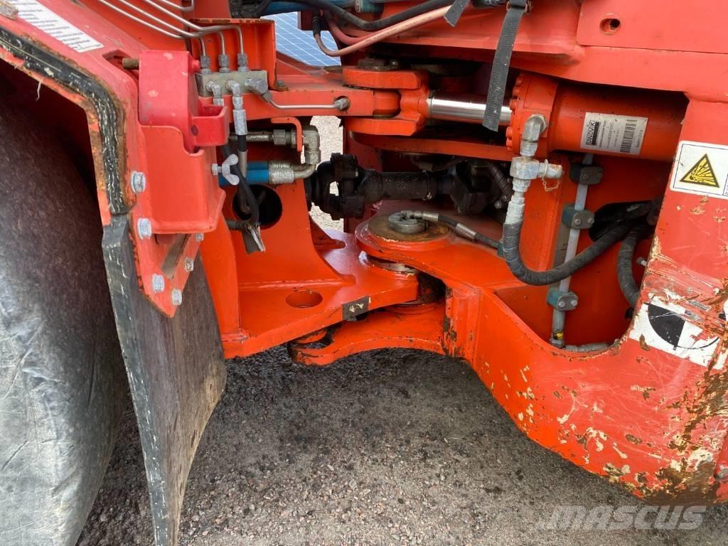 Sandvik Toro LH202 Mining Loaders