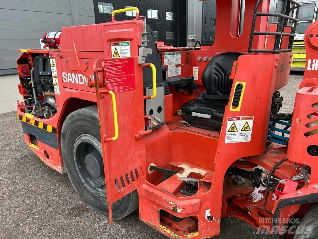 Sandvik Toro LH202 Mining Loaders