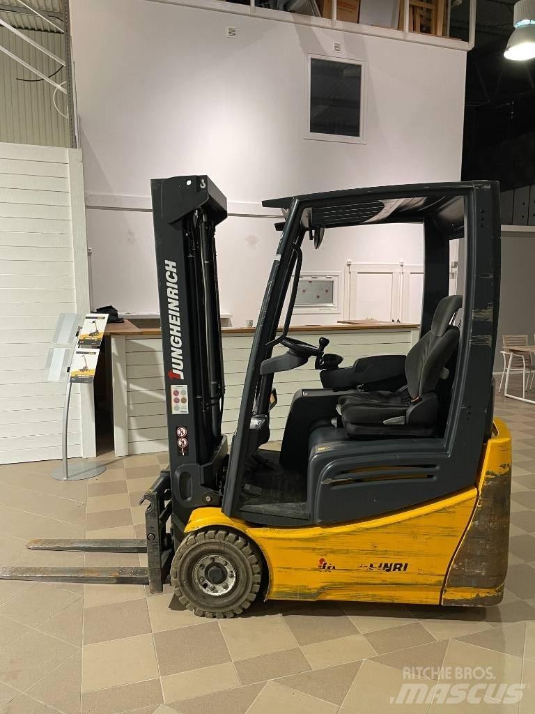 Jungheinrich EFG 213 Electric Forklifts