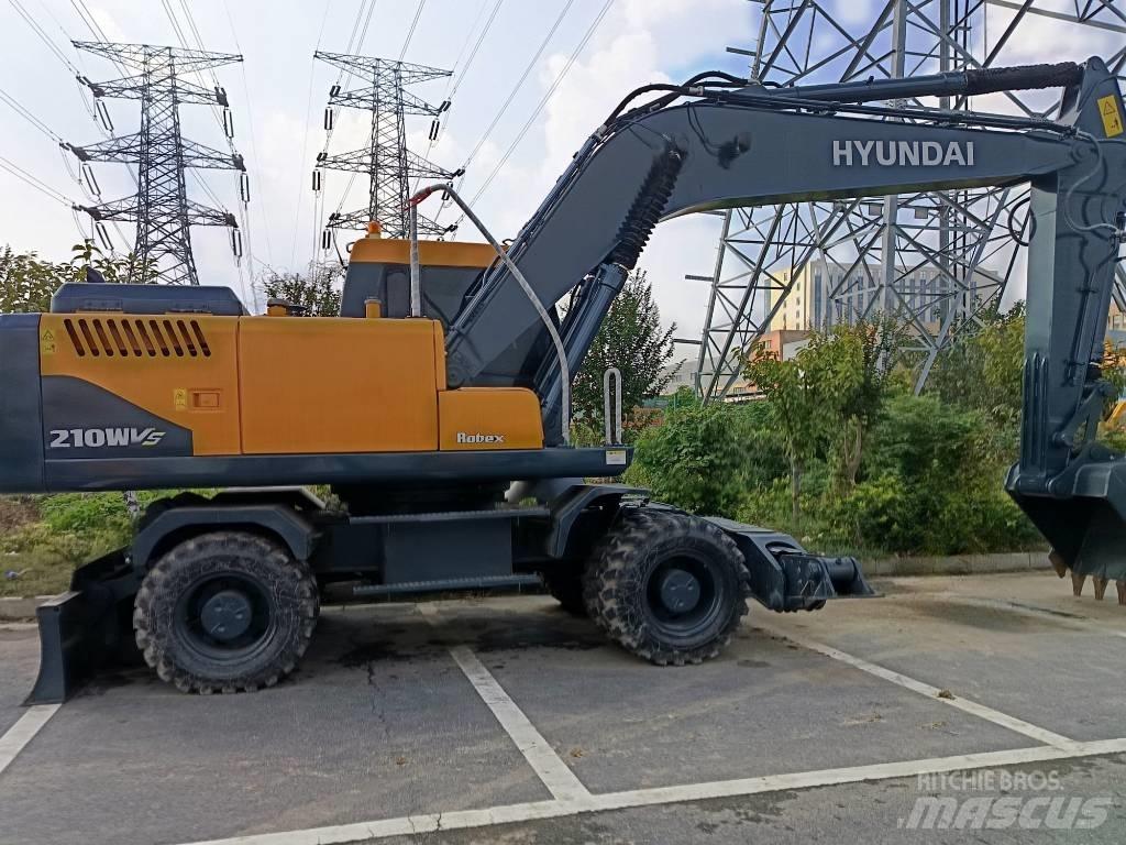 Hyundai Robex 210 W Wheeled Excavators