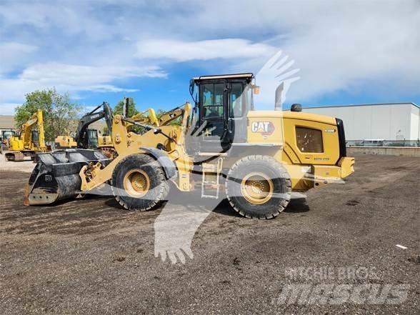 CAT 930M Wheel Loaders