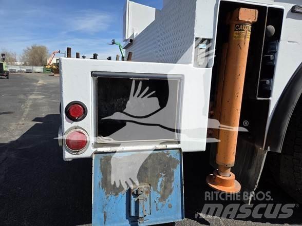 Peterbilt 337 Other