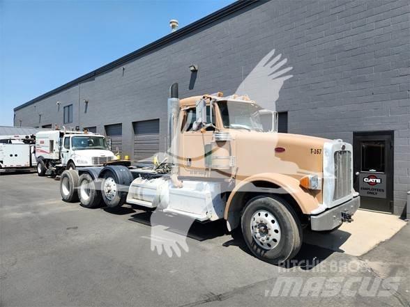 Peterbilt 367 Conventional Trucks / Tractor Trucks