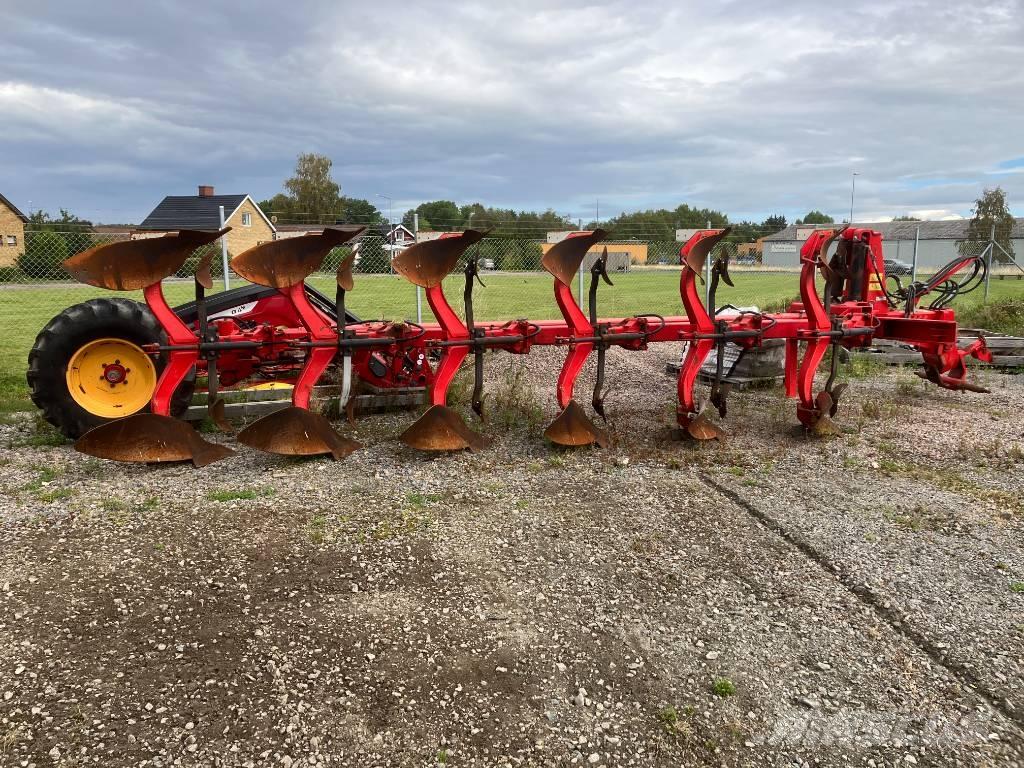 Agrolux 725 Reversible ploughs
