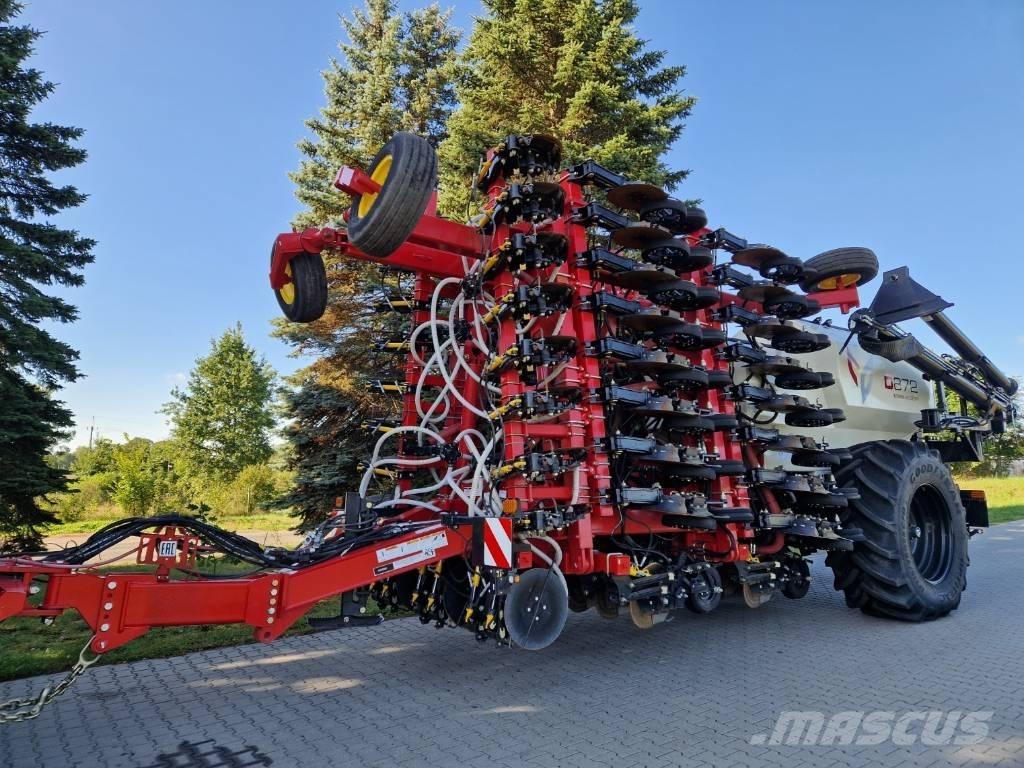 Bourgault CD 872-8 Drills