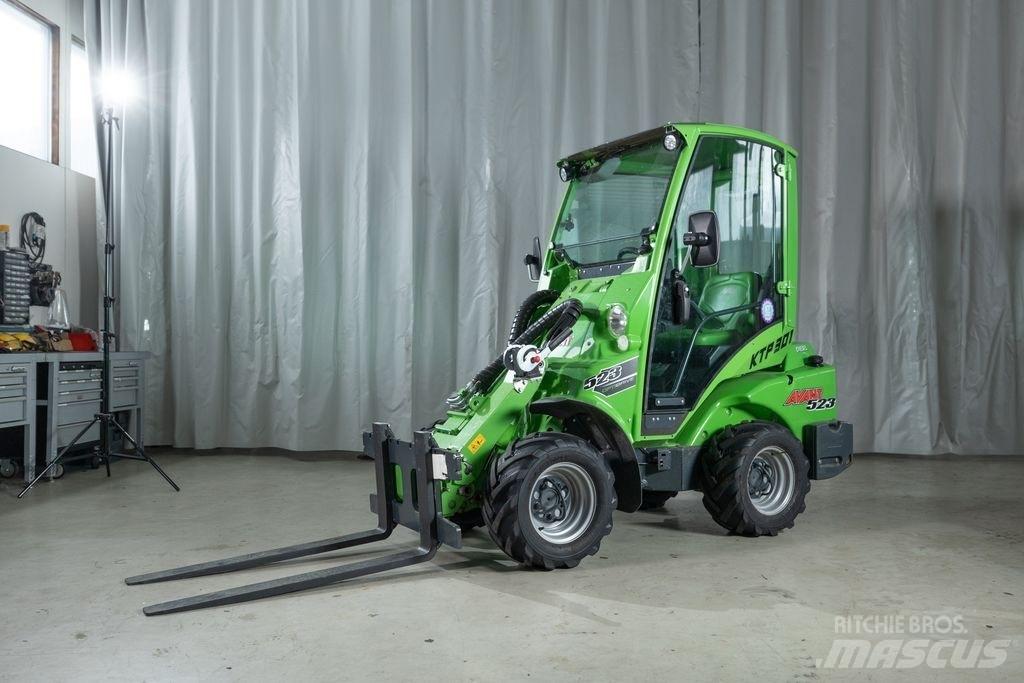 Avant 523 Mini Loader