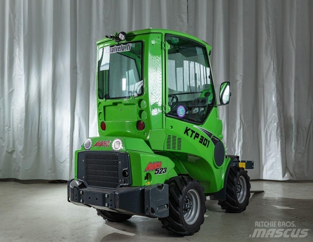 Avant 523 Mini Loader