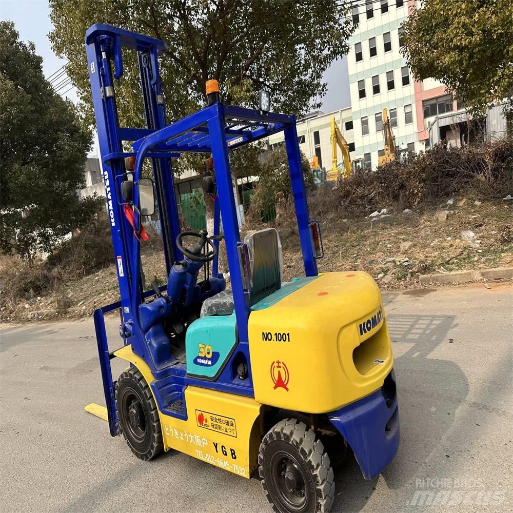 Komatsu FD30-14 Diesel Forklifts