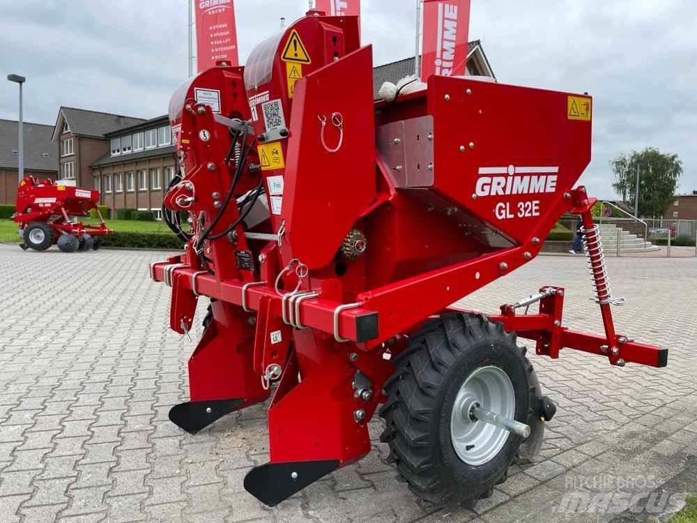 Grimme GL 32 E Potato Planters