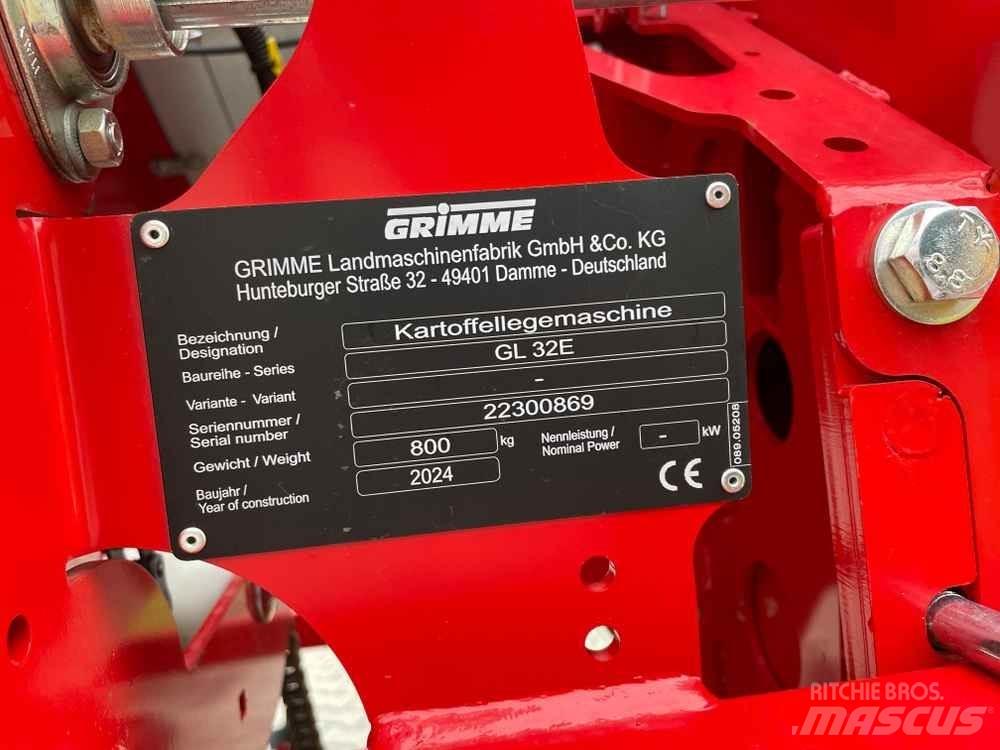 Grimme GL 32 E Potato Planters