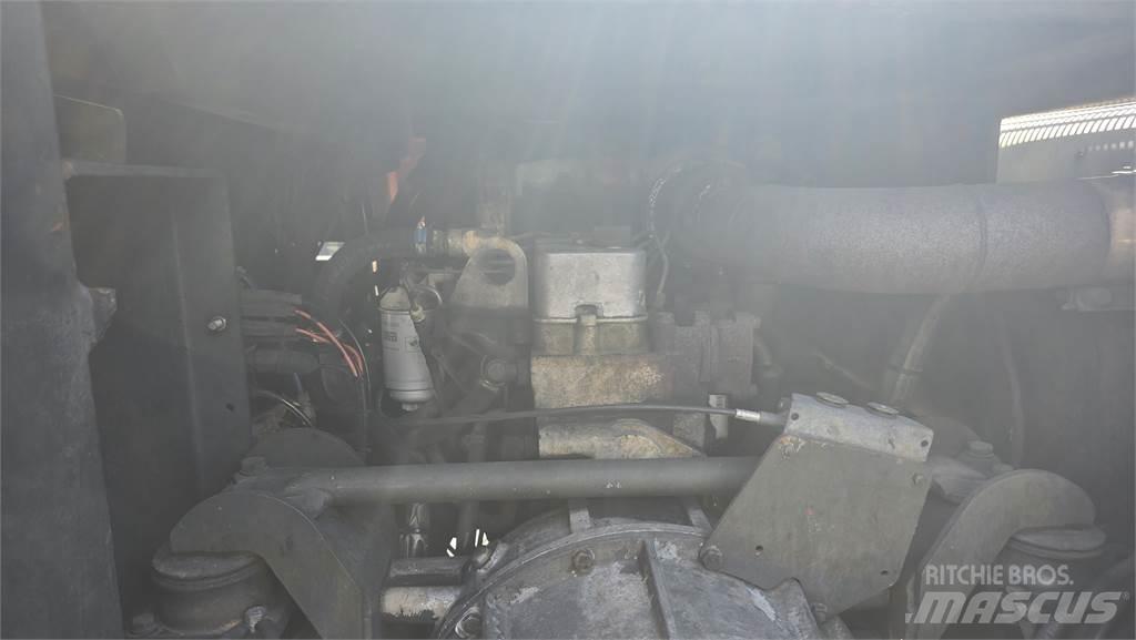 Terberg YT180 Shunt Trucks