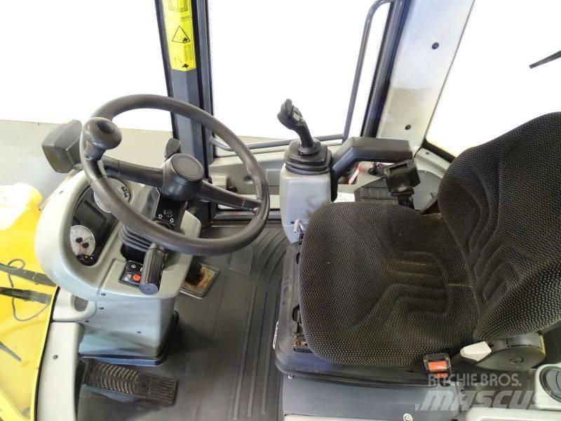 Yanmar V80 Wheel Loaders