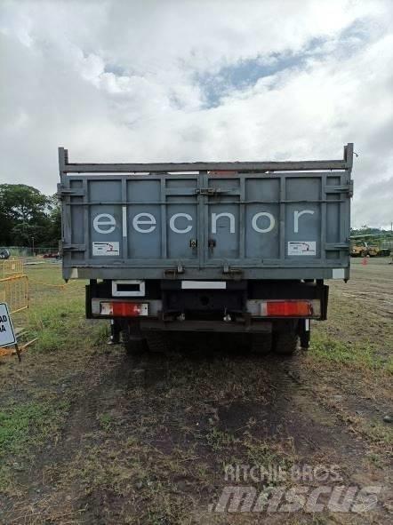 Iveco Trakker 410 Boom / Crane / Bucket Trucks